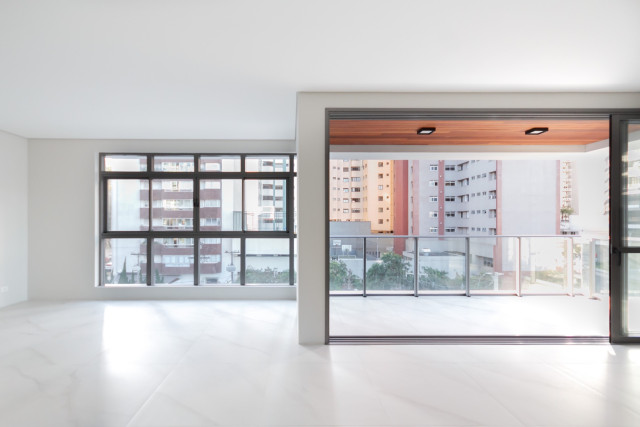Apartamento no bairro Batel