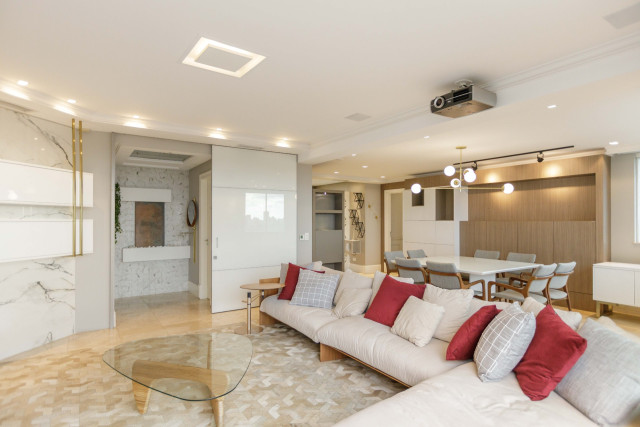 Apartamento no bairro Batel