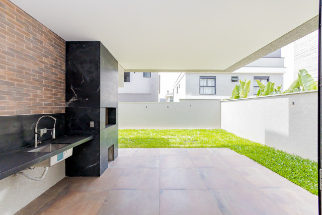 Casa em Condomínio no bairro São Braz