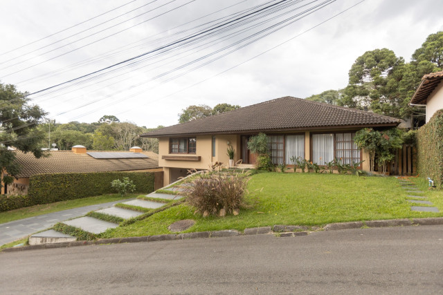 Casa em Condomínio no bairro Santo Inácio