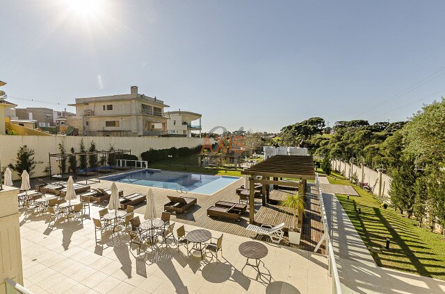 Casa em Condomínio no bairro Santa Felicidade