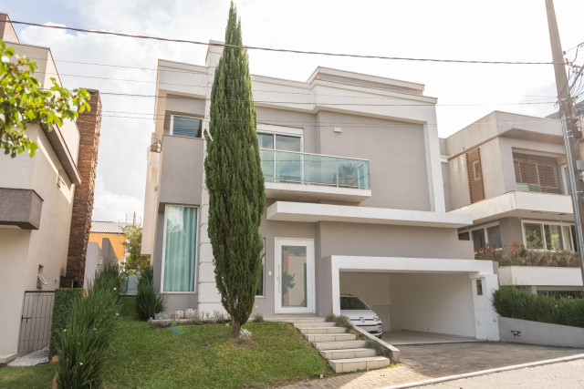 Casa em Condomínio no bairro Santa Felicidade