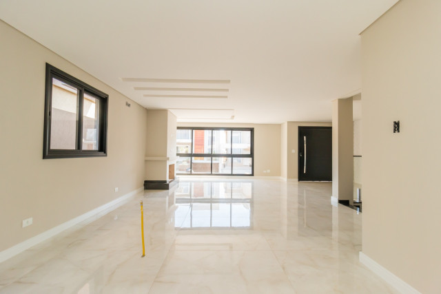 Casa em Condomínio no bairro Campo Comprido