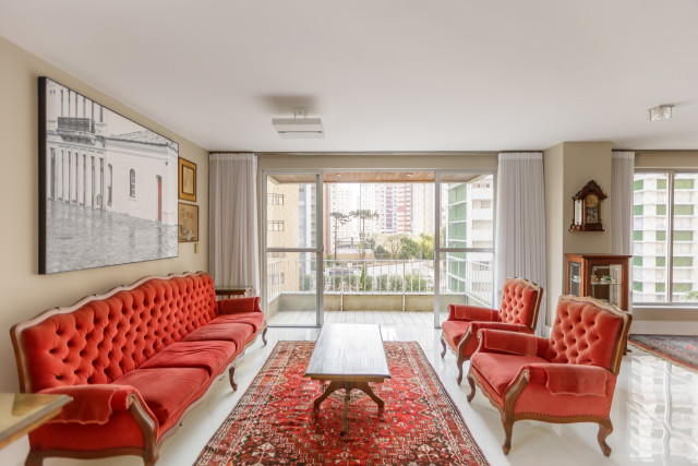 Apartamento no bairro Batel