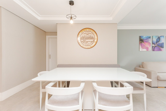 Apartamento no bairro Batel