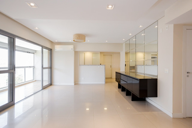 Apartamento no bairro Batel