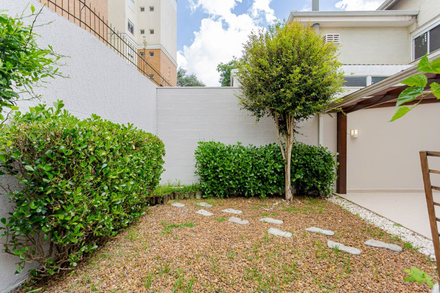Casa em Condomínio no bairro Ecoville