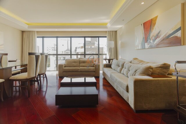 Apartamento no bairro Juvevê