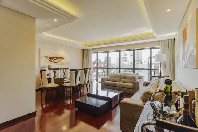 Apartamento no bairro Juvevê