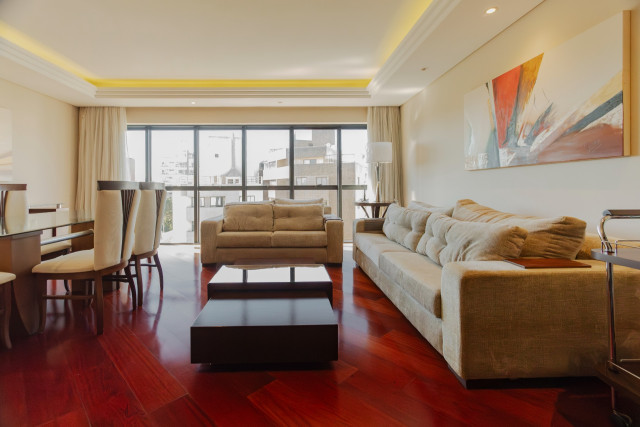 Apartamento no bairro Juvevê