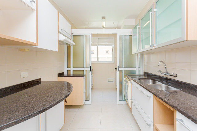 Apartamento no bairro Portão