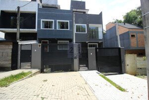SOBRADO TRIPLEX NOVO, COM ÓTIMO ACABAMENTO E PRONTO PARA MORAR..AGENDE SUA VISITA..Referência SO0085