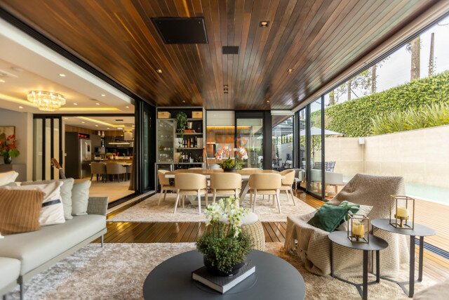 Casa em Condomínio no bairro Campo Comprido