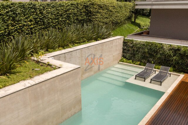 Casa em Condomínio no bairro Campo Comprido