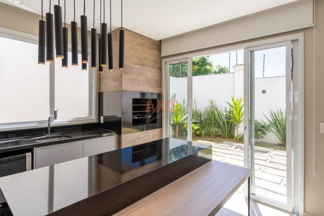Casa em Condomínio no bairro São Braz