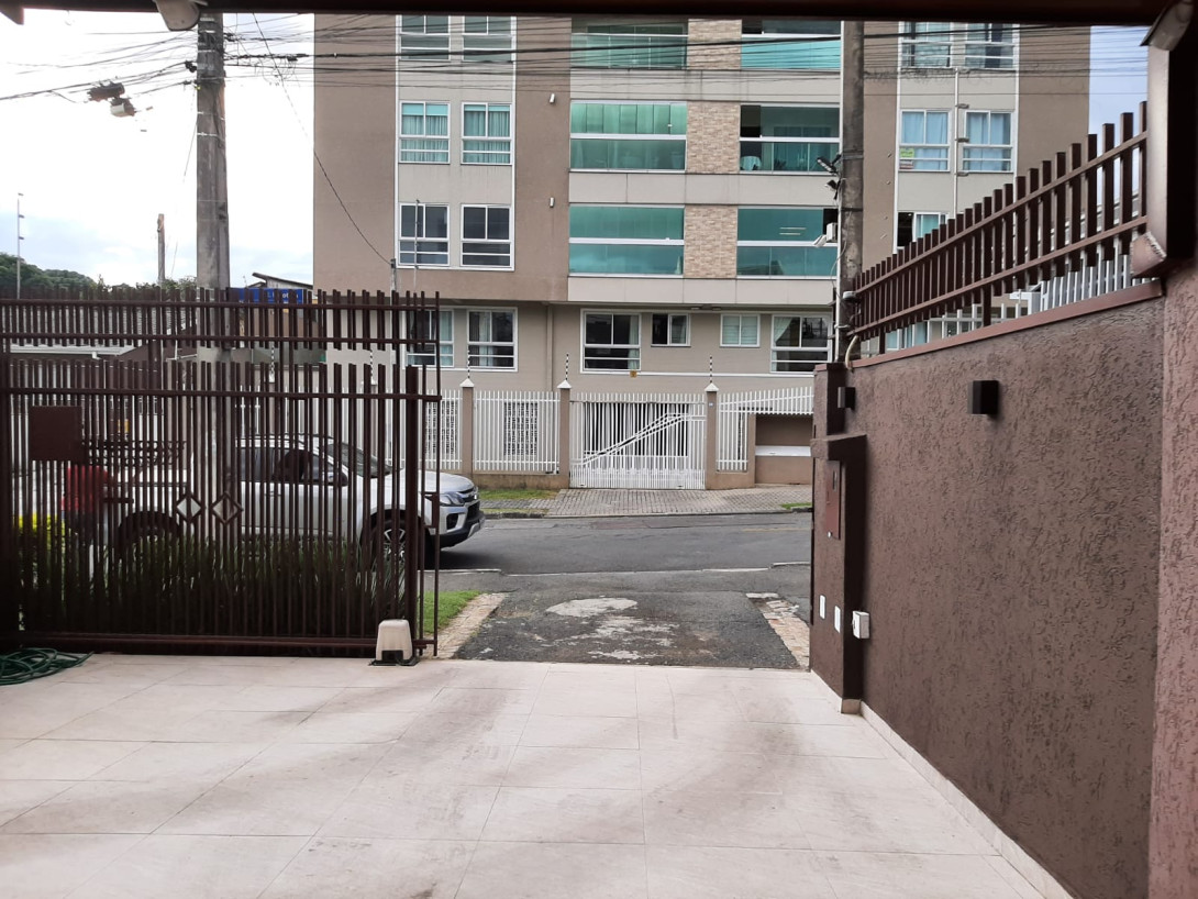 Foto 3 - SOBRADO em CURITIBA - PR, no bairro Alto Boqueirão - Referência PIV-SOB0562
