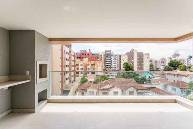 Apartamento no bairro Ahú