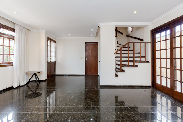 Casa em Condomínio no bairro Jardim Social