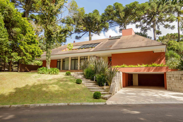 Casa em Condomínio no bairro Santa Felicidade