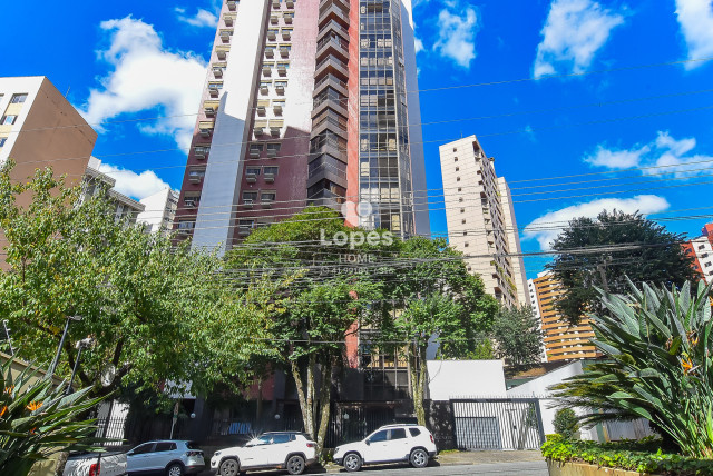 APARTAMENTO no Bairro: Água Verde - Lopes Home - Curitiba - foto 1
