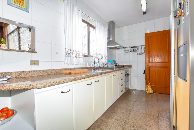 APARTAMENTO no Bairro: Água Verde - Lopes Home - Curitiba - foto 11