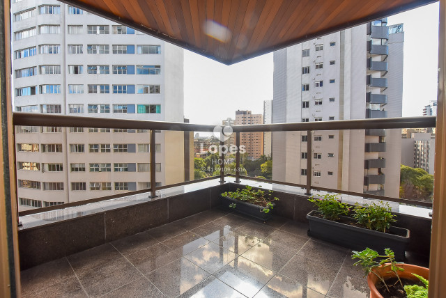 APARTAMENTO no Bairro: Água Verde - Lopes Home - Curitiba - foto 2