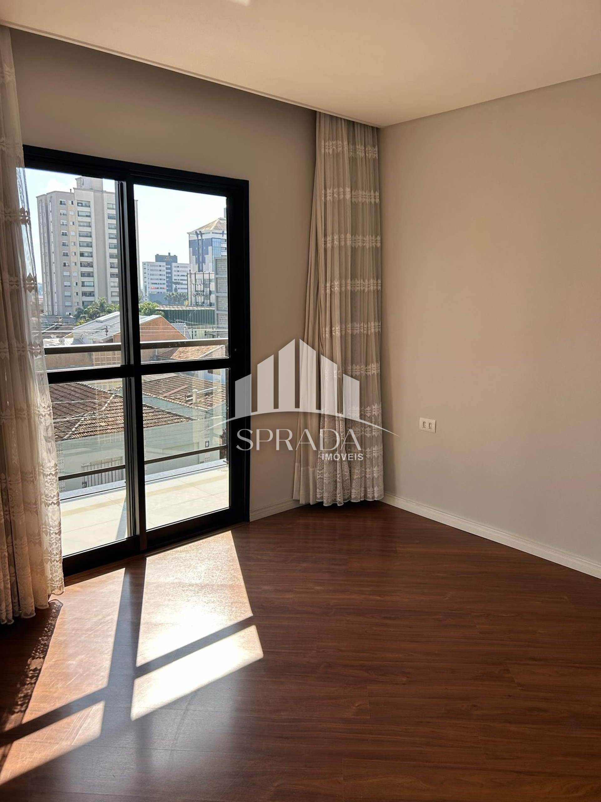 Apartamento à venda com 2 quartos, 84m² - Foto 4