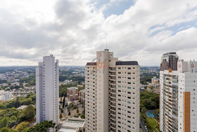 Apartamento no bairro Campo Comprido