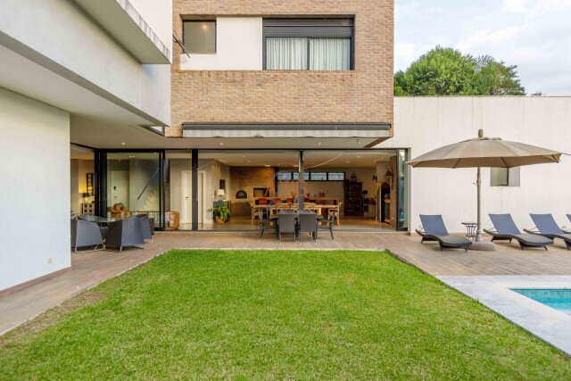 Casa em Condomínio no bairro Santa Felicidade