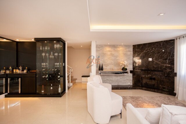 Casa em Condomínio no bairro São Braz