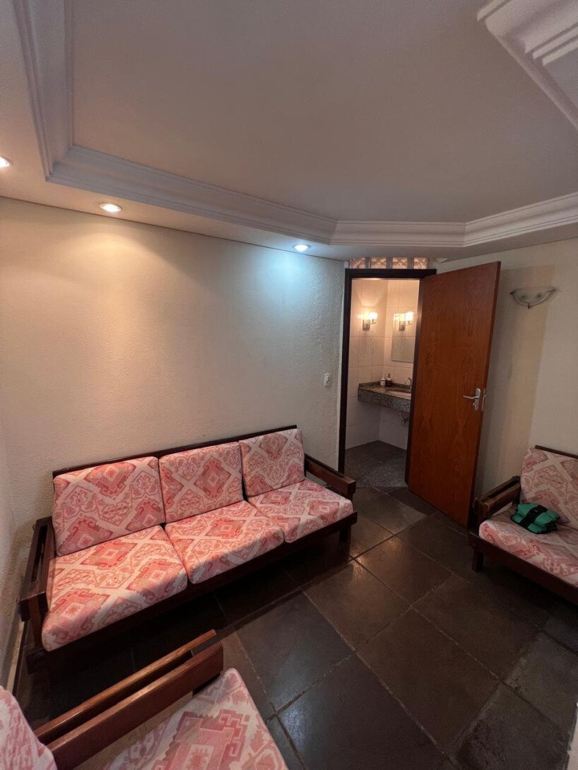 Foto 2 - APARTAMENTO em CURITIBA - PR, no bairro Seminário - Referência 0390
