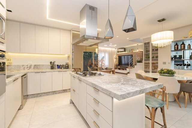 Casa em Condomínio no bairro Cabral