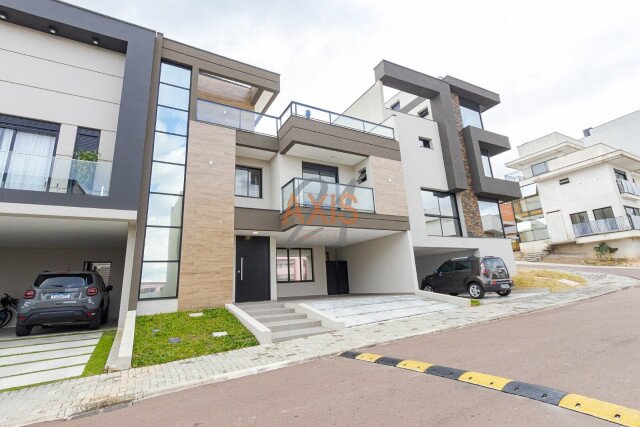 Casa em Condomínio no bairro Bairro Alto
