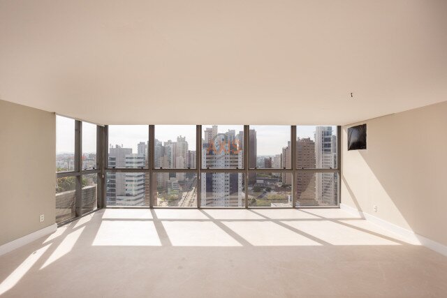 Apartamento no bairro Juvevê