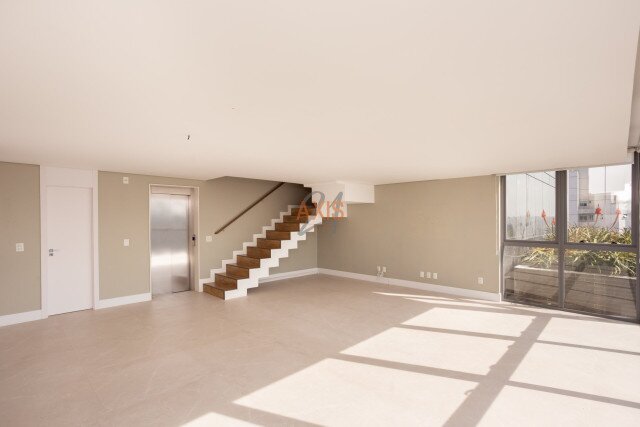 Apartamento no bairro Juvevê