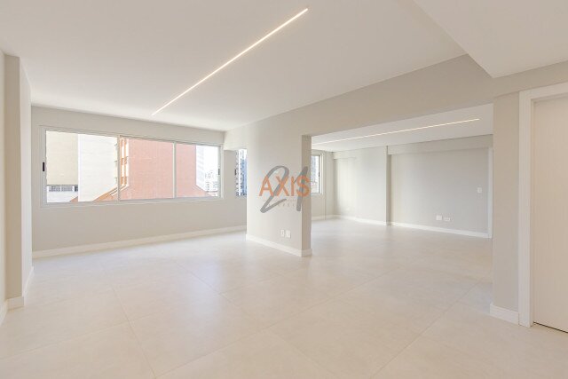 Apartamento no bairro Juvevê
