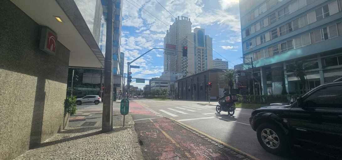 Foto 6 - APARTAMENTO em CURITIBA - PR, no bairro Centro - Referência PIL-APTO571