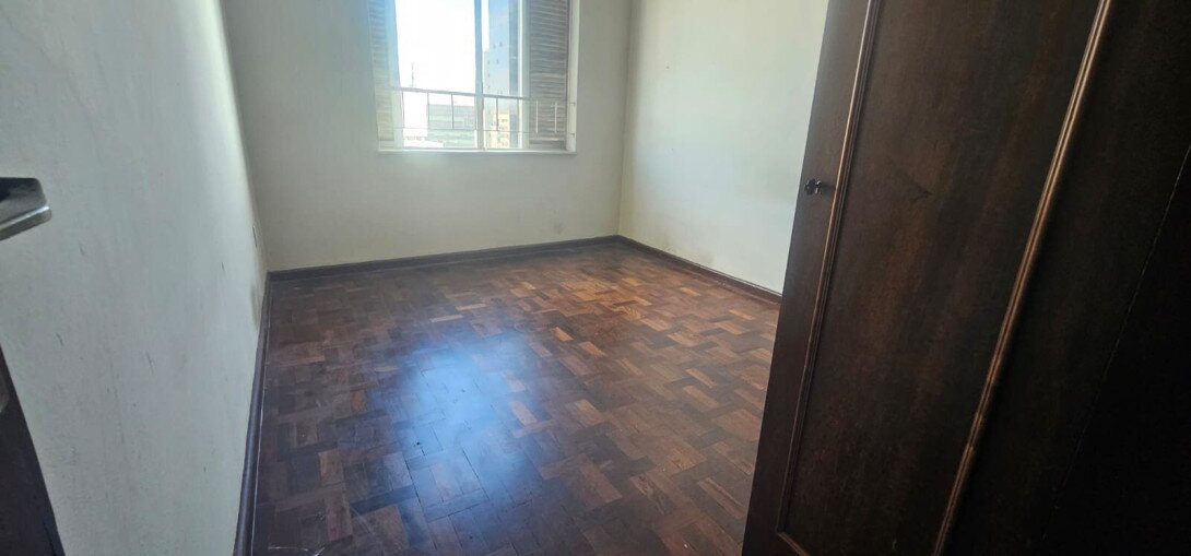 Foto 13 - APARTAMENTO em CURITIBA - PR, no bairro Centro - Referência PIL-APTO571