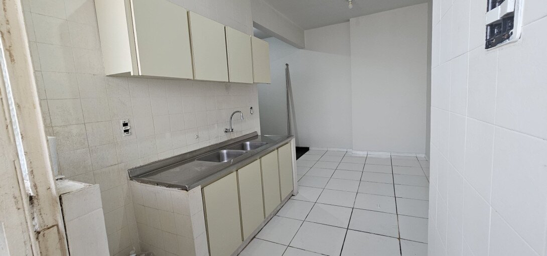Foto 10 - APARTAMENTO em CURITIBA - PR, no bairro Centro - Referência PIL-APTO571