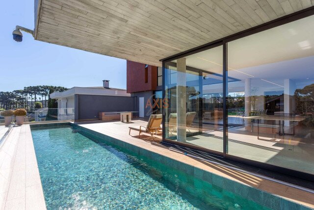 Casa em Condomínio no bairro Vista Alegre