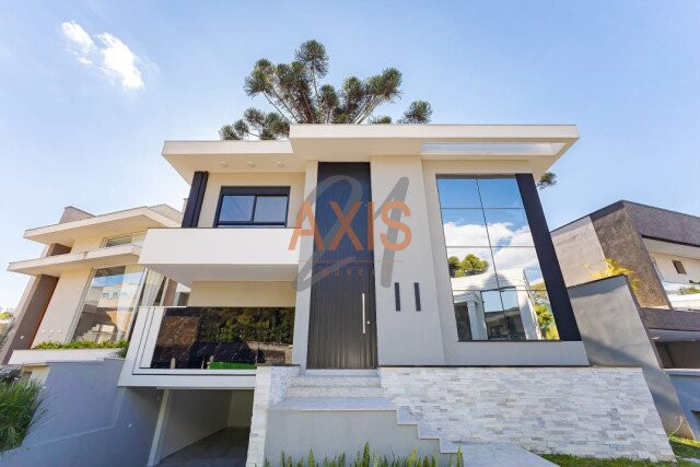 Casa em Condomínio no bairro Campo Comprido