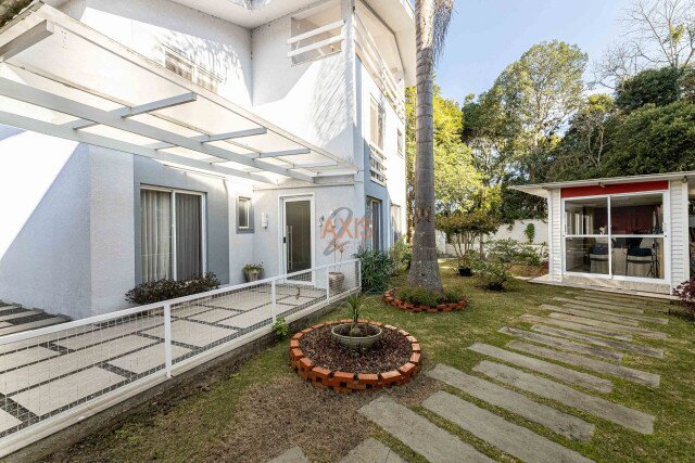 Casa em Condomínio no bairro Santa Felicidade