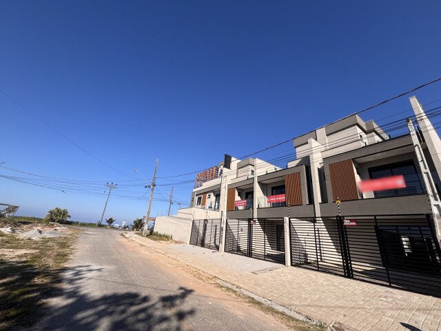 SOBRADO EM CONDOMÍNIO no Bairro: Balneário Betaras - Lopes Home - Matinhos - foto 0