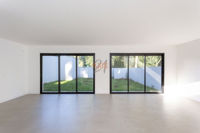 Casa em Condomínio no bairro Cascatinha