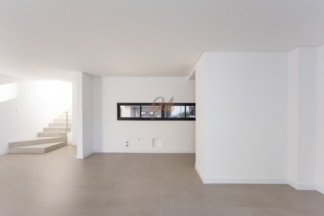 Casa em Condomínio no bairro Cascatinha