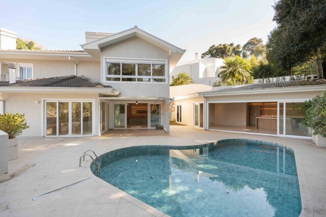 Casa em Condomínio no bairro Campo Comprido