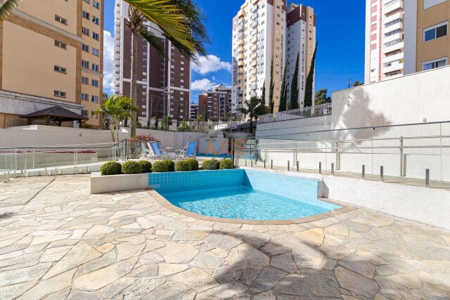 Apartamento no bairro Ahú