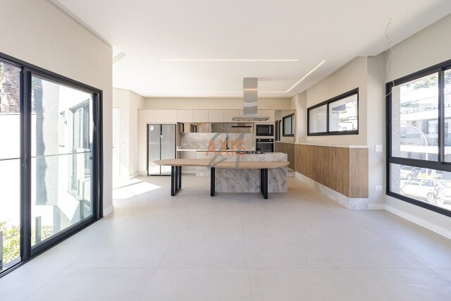 Casa em Condomínio no bairro Santo Inácio