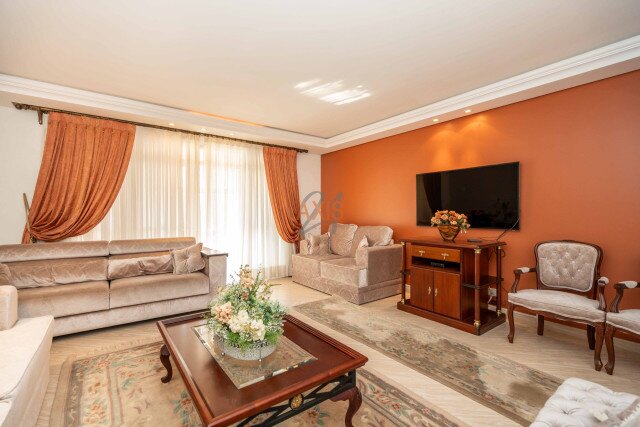 Apartamento no bairro Batel