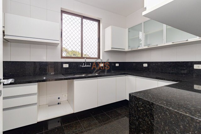 Apartamento no bairro Alto da XV